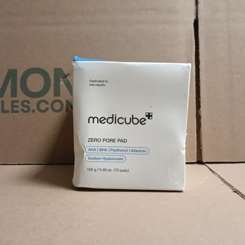MEDICUBE ZERO PORE PAD (70 PADS)