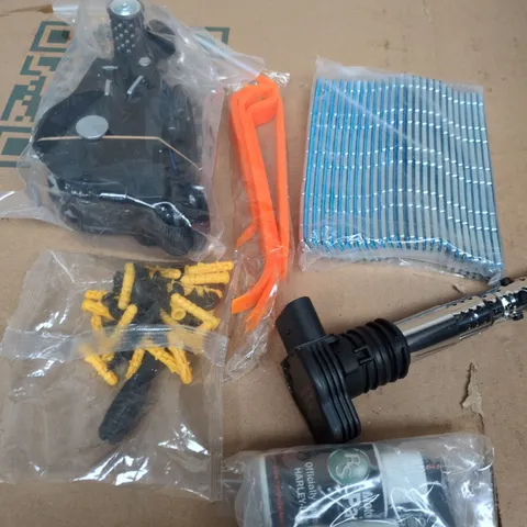 APPROXIMATELY 15 ASSORTED VEHICLE PARTS/ACCESSORIES TO INCLUDE WHEEL BEARING WEIGHTS, SEATBELT UNIT, MOTORBIKE PAINT ETC