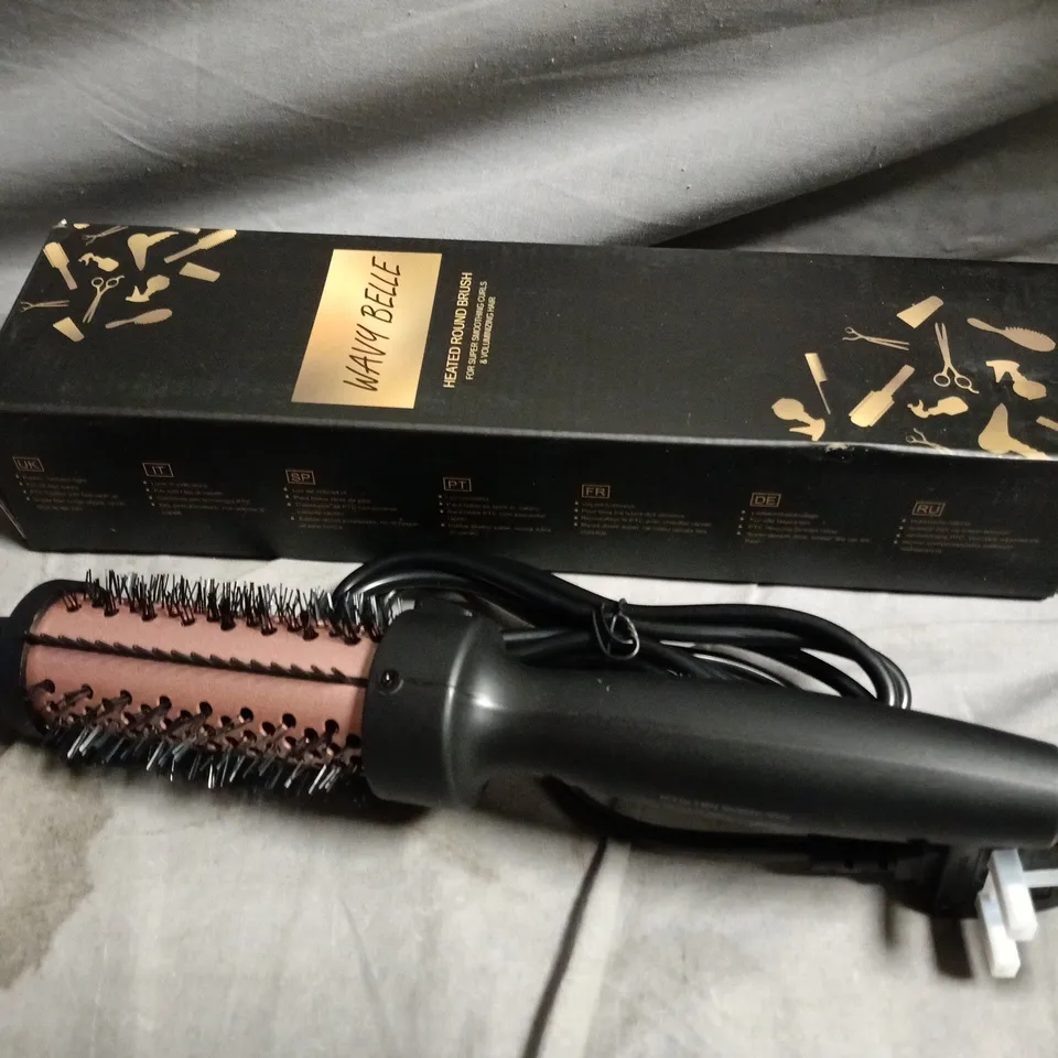BOXED WAVY BELLE HEATED ROUND BRUSH 