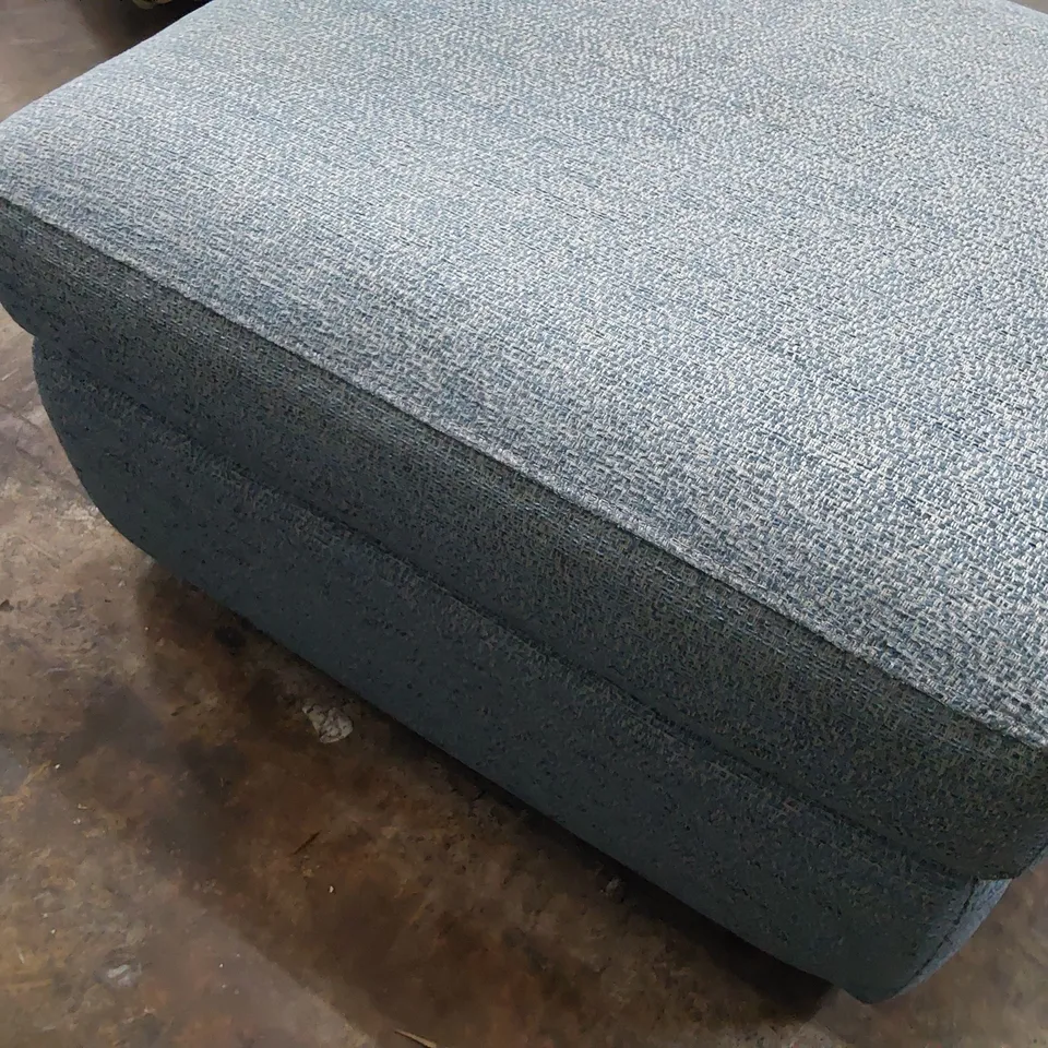 QUALITY BRITISH DESIGNER G PLAN HAMILTON STORAGE FOOTSTOOL BAMBOO SKY FABRIC 