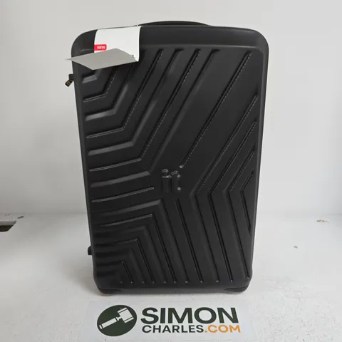IT LUGGAGE CONVERTIBLE BLACK MEDIUM SUITCASE