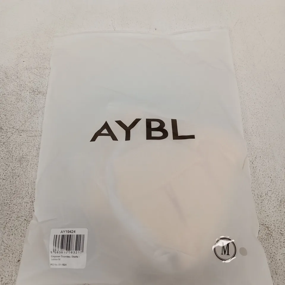 AYBL EMPOWER SEAMLESS SHORTS – LEMON – SIZE M