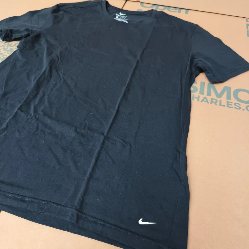 NIKE DRI-FIT MEN'S T-SHIRT – BLACK - XL