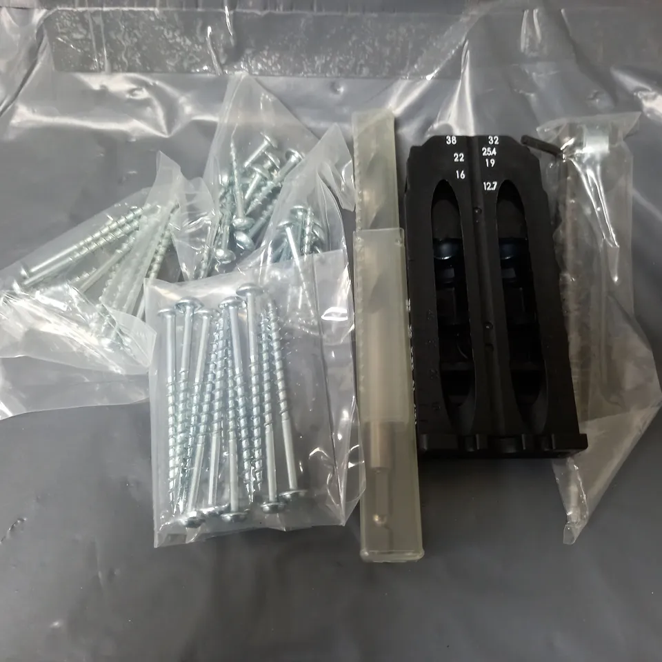 BOXED TREND TWIN POCKET HOLE JIG