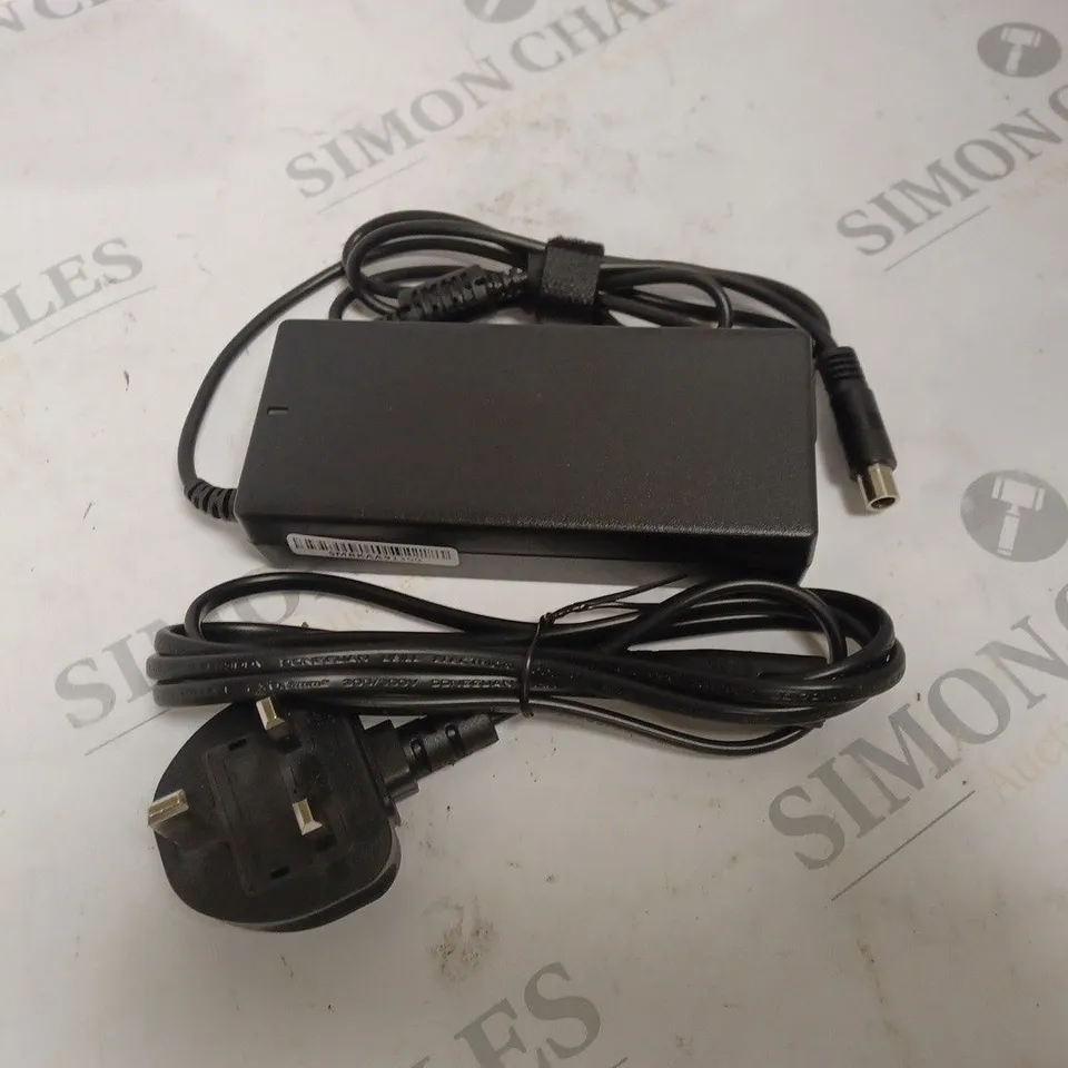 LAPTOP CHARGER MODEL: SK90
