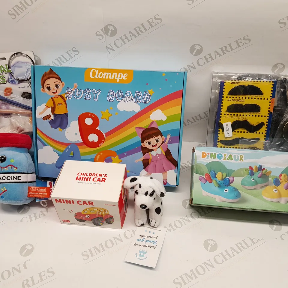 APPROXIMATELY 20 ASSORTED TOYS AND ACCESSORIES TO INCLUDE;