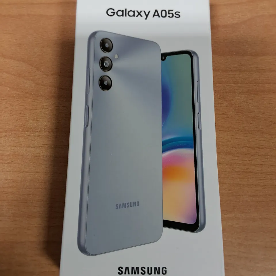 BOXED SAMSUNG GALAXY A05S 4GB/64GB IN SILVER - SM-A057F