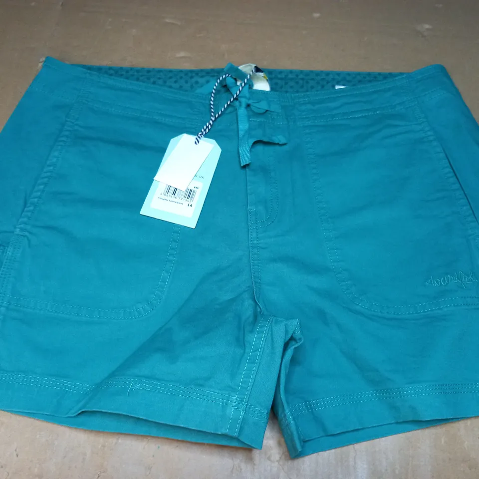 WEIRD FISH WILLOUGHBY SUMMER SHORTS - EMERALD GREEN