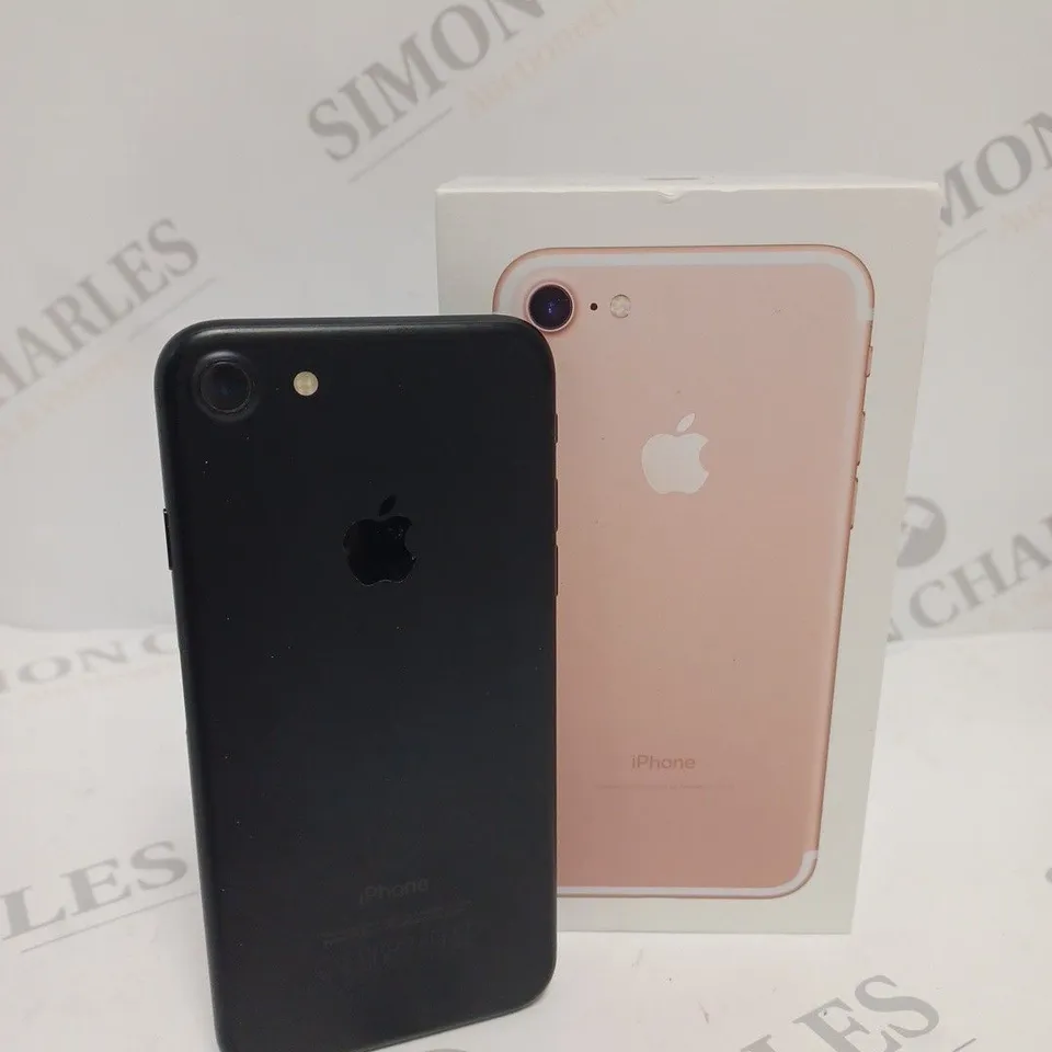 APPLE IPHONE 7 (A1778) SMARTPHONE