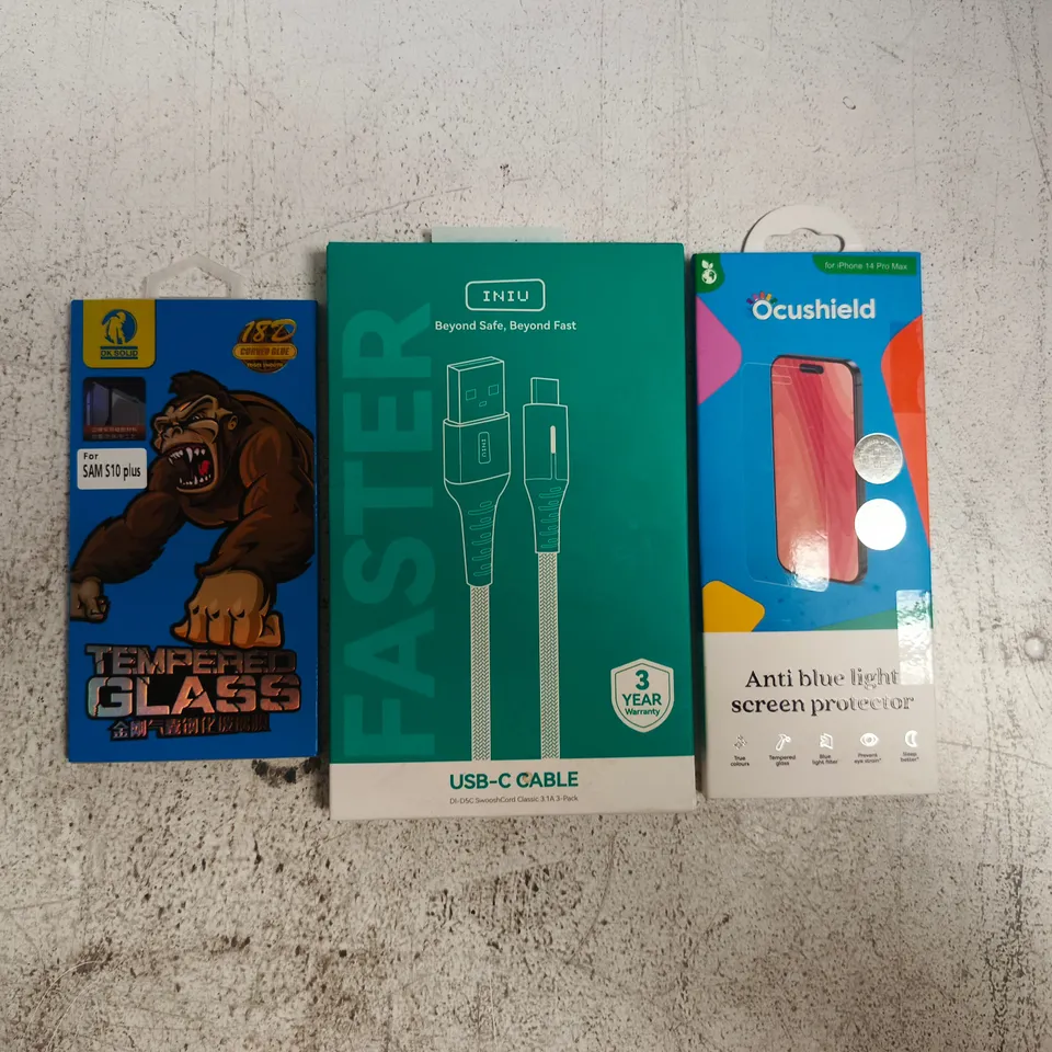 APPROXIMATELY 10 ASSORTED HOUSEHOLD ITEMS TO INCLUDE USB-C CABLE, SCREEN PROTECTOR, ETC
