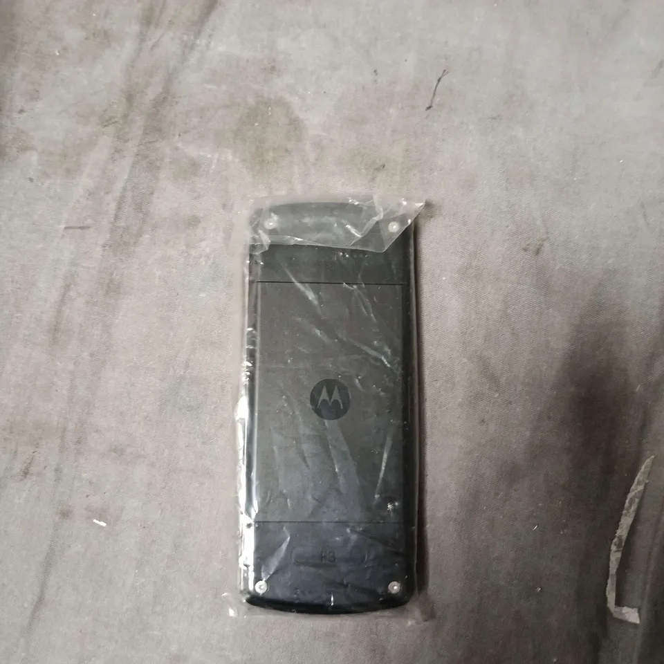 MOTOROLA MOTO FONE F3 MOBILE PHONE – BLACK, BOXED WITH CHARGER