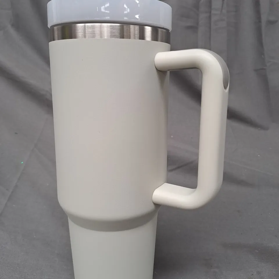 UNBRANDED STAINLESS STEEL DRINKS BOTTLE