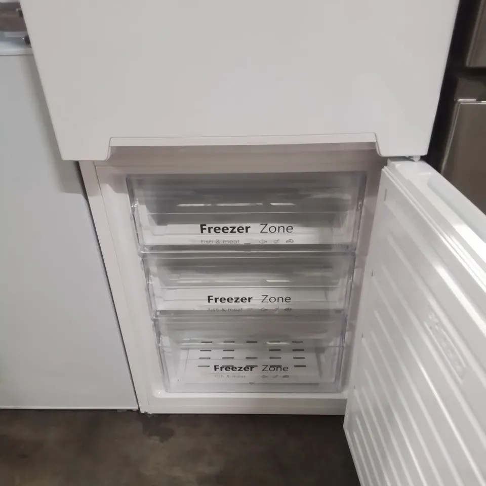 RUSSELL HOBBS FREESTANDING FRIDGE FREEZER IN WHITE RH180FFFF55 - UNPROCESSED RAW RETURN