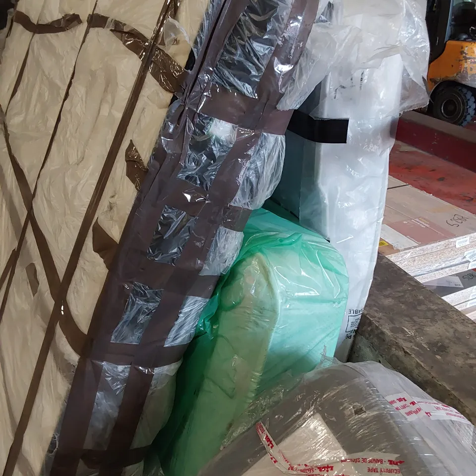 APPROXIMATELY SEVEN ASSORTED MATTRESSES & 5 ASSORTED DIVAN BASE SECTIONS 