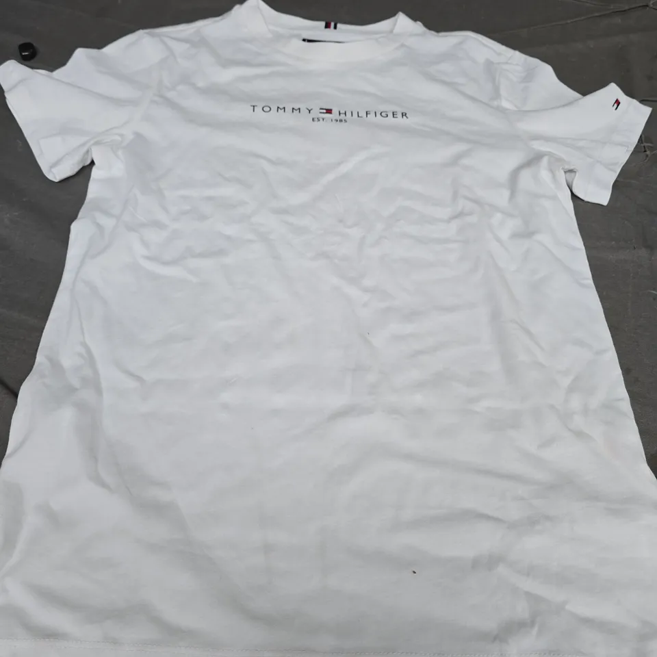 TOMMY HILFIGER PLAIN LOGO T-SHIRT, WHITE - SIZE 164