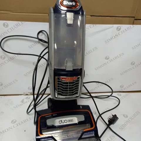 SHARK UPRIGHT VACUUM CLEANER NV602UKT