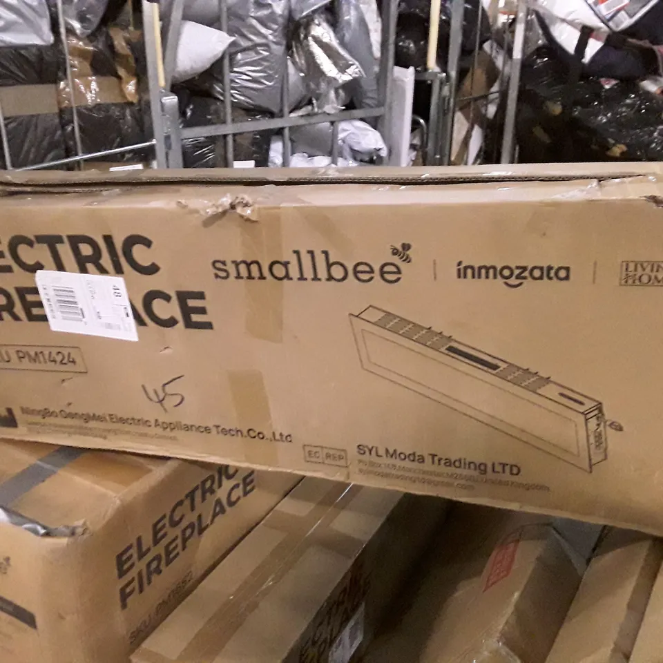 BOXED SMALLBEE ELECTRIC FIREPLACE  