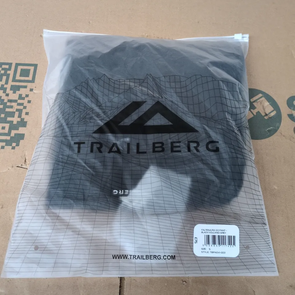 BAGGED TRAILBERG FALTENJUA 2.0 PANTS IN BLACK - SMALL