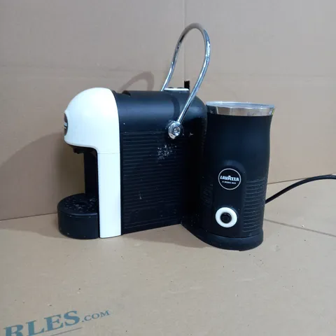 LAVAZZA A MODO MIO JOLIE & MILK COFFEE MACHINE