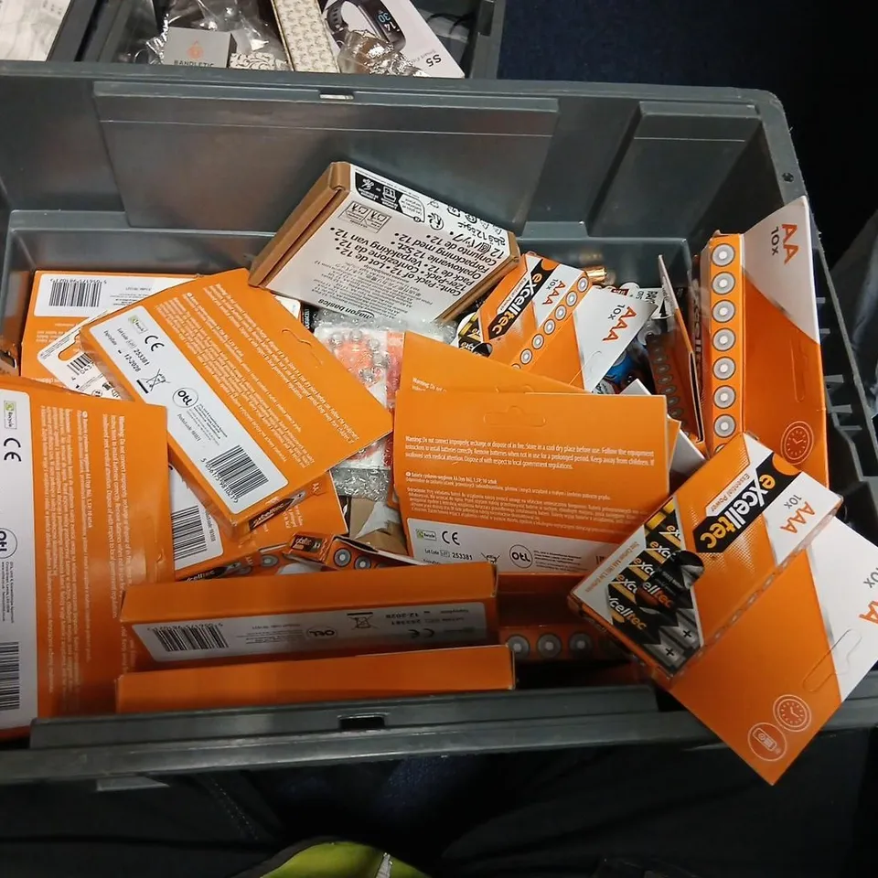 LARGE QUANTITY OF ASSORTED BATTERIES TO INCLUDE – EXCELLTEC, DURACELL & RAYOVAC IN ORIGINAL PACKAGING