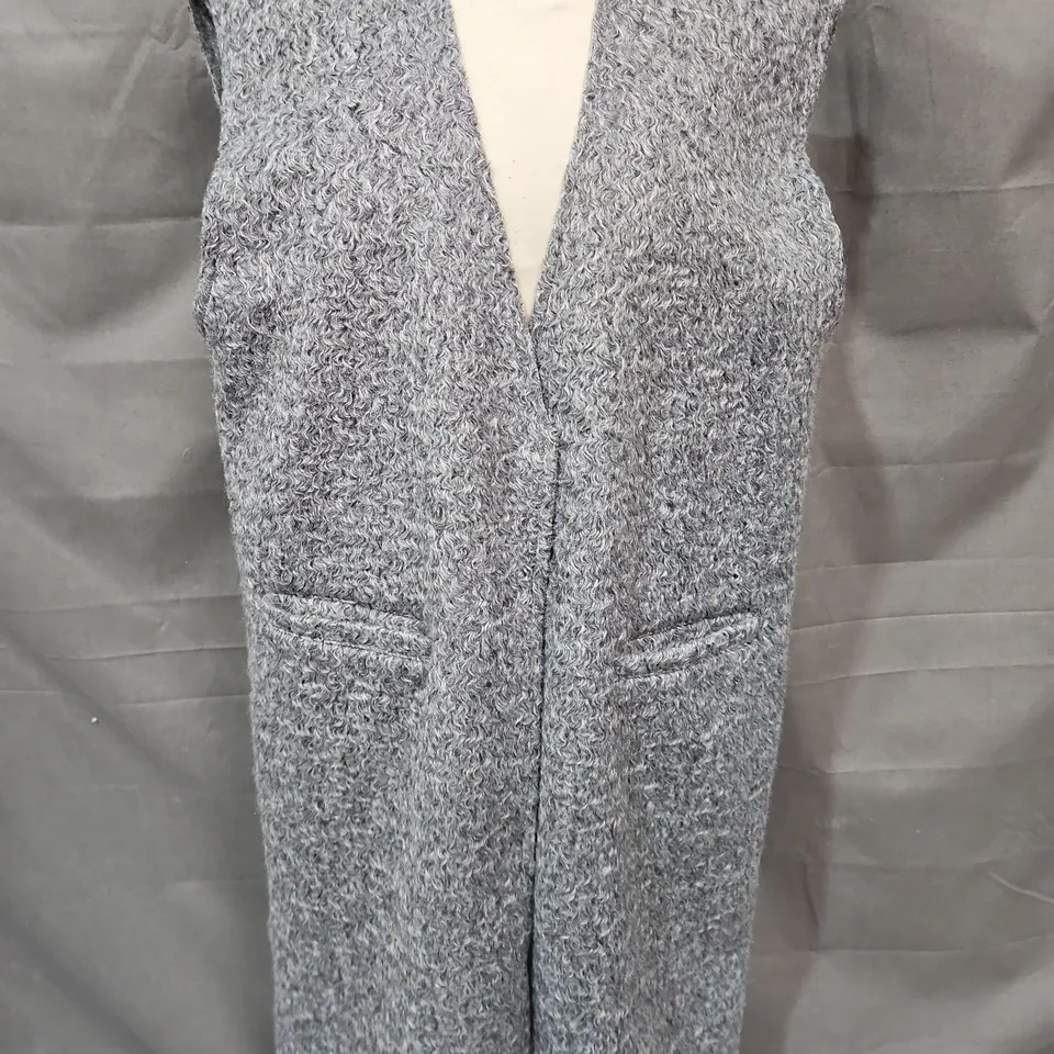 ZARA WOMEN’S WOOL BOUCLÉ SLEEVELESS VEST/CARDIGAN – SIZE M 