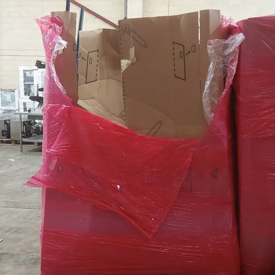 PALLET OF ASSORTED ITEMS TO INCLUDE: MAGIC ADVENTURES GLOBE, KIDS TOY SWIVEL CHAIR, DELUXE RADIATOR AIRER, CAT LITTER, UMBRELLA, A3 BUBBLE ENVELOPES ECT