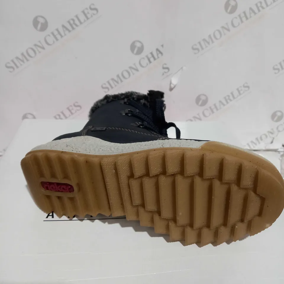 BOXED RIEKER WATER RESISTANT HIKER BOOTS, NAVY - SIZE 3.5