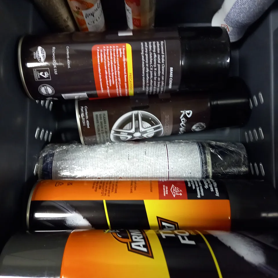 APPROXIMATELY 15 ASSORTED AEROSOLS TO INCLUDE DOVE DEODORANT, IMPULSE PINK SPRAY, TIRE FOAM ETC - COLLECTION ONLY 