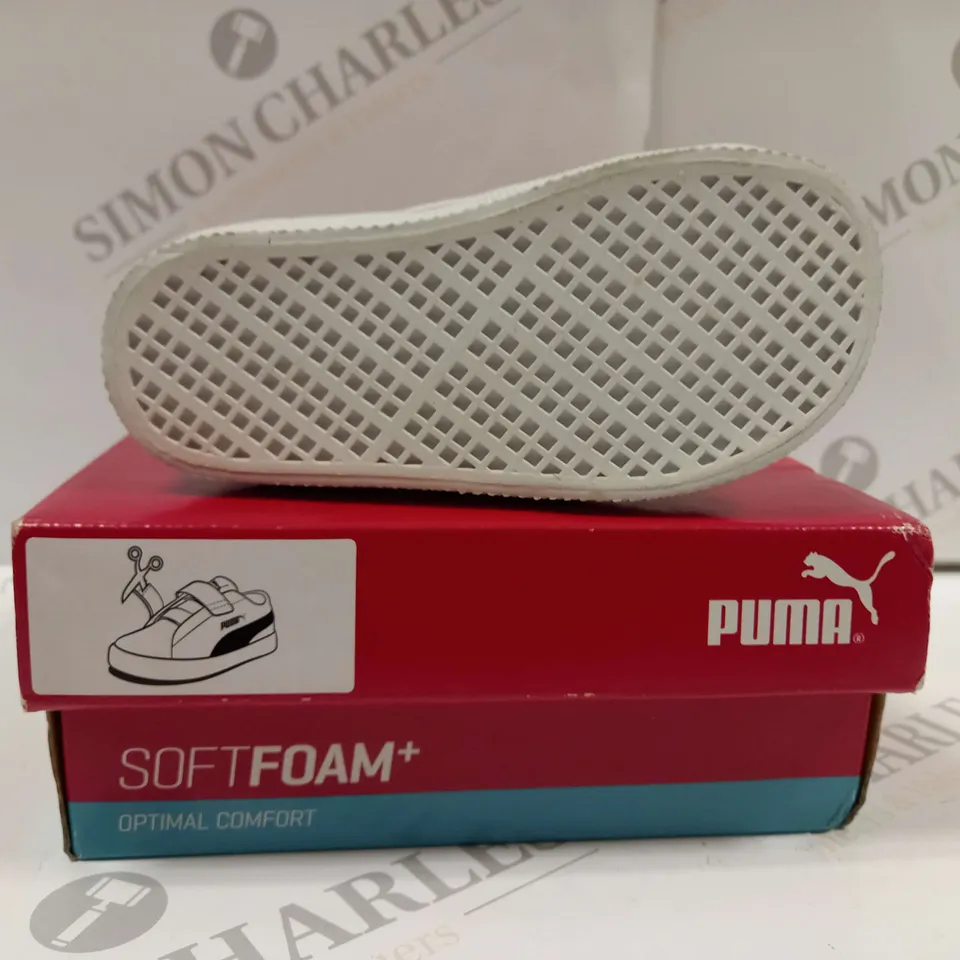 BOXED PAIR OF PUMA SMACH VULC INFANT SHOES IN WHITE/BLACK C5