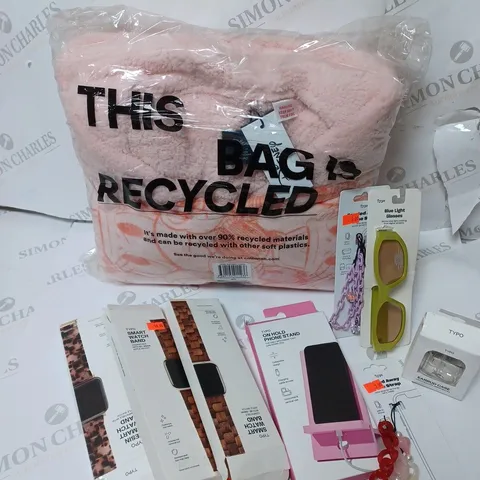 APPROXIMATELY 5 COTTON ON ITEMS INCLUDING DISNEY MICKEY MOUSE THROW, PINK PHONE STAND, WOODEN STYLE WATCH STRAP