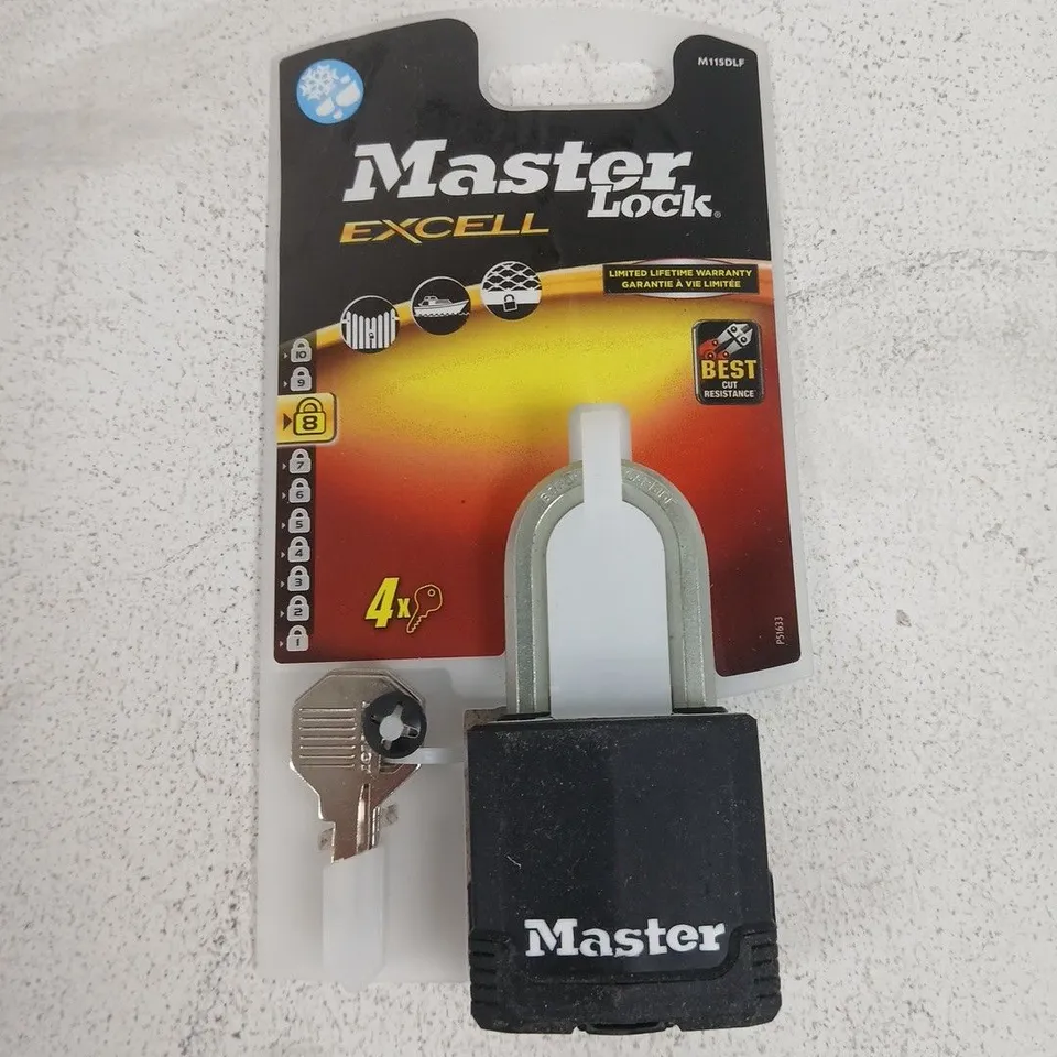 MASTER LOCK EXCEL PADLOCK WITH KEYS