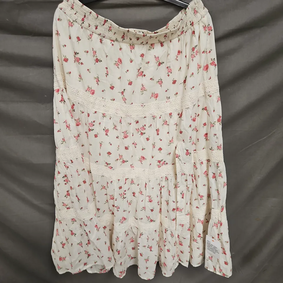 MISS SELFRIDGE SPLIT LEG SKIRT IN CREAM FLORAL SIZE 18