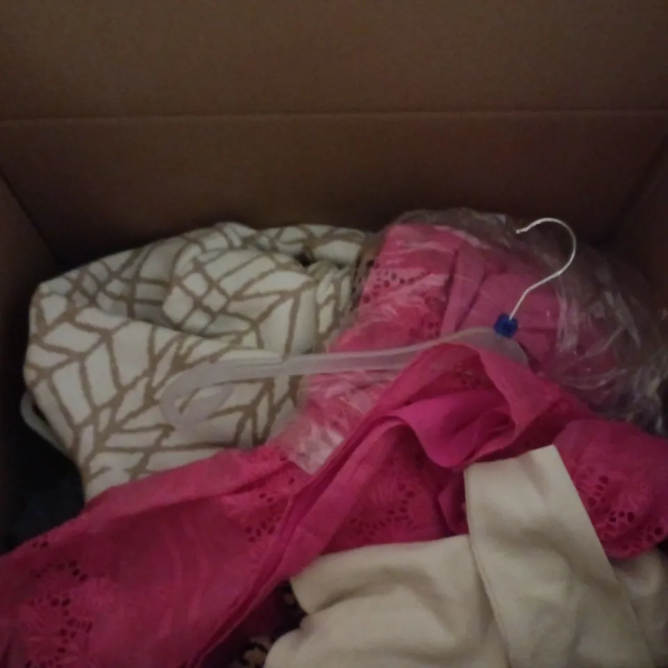 BOX OF APPROXIMATELY 30 ASSORTED CLOHTING ITEMS TO INCLUDE PASSIONI, K DESIGN, UCHUU ETC