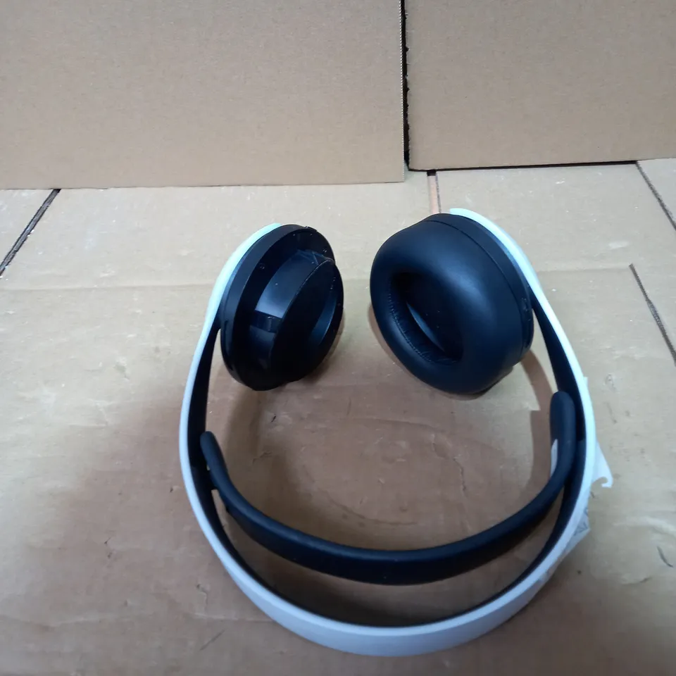 PLAYSTATION PULSE HEADPHONES