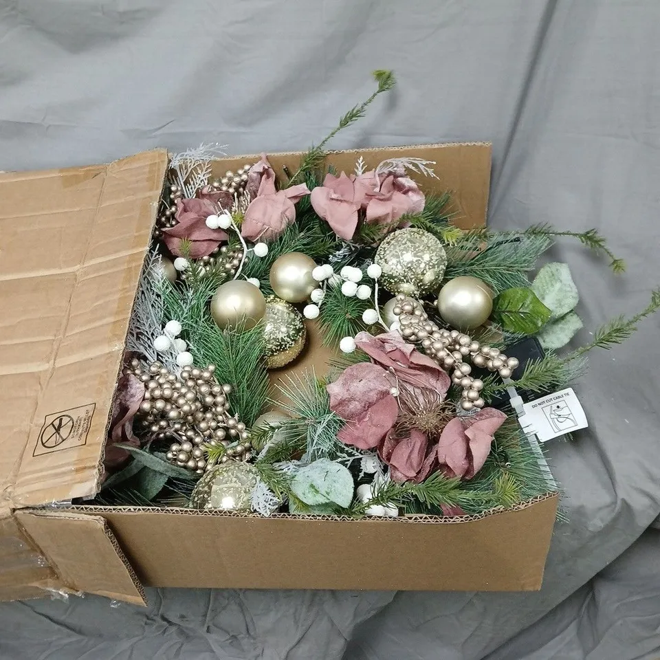 PINK MAGNOLIA PRE LIT WREATH 60 CM