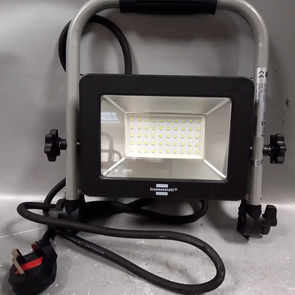 BOXERD BRENNENSTUHL MOBILE LED LIGHT