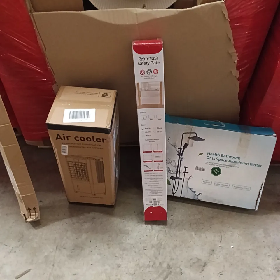 PALLET OF ASSORTED HOUSEHOLD GOODS AND PRODUCTS TO INCLUDE; SHOWER HEAD, SAFETY GATE, AIR-COOLER, BOXED FURNITURE ETC