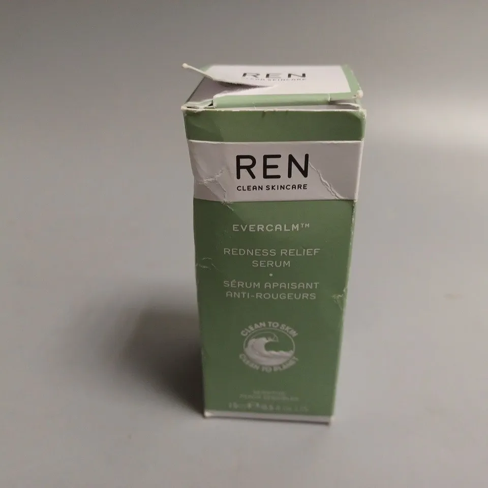 BOXED REN EVERCALM REDNESS RELIEF SERUM (15ml)