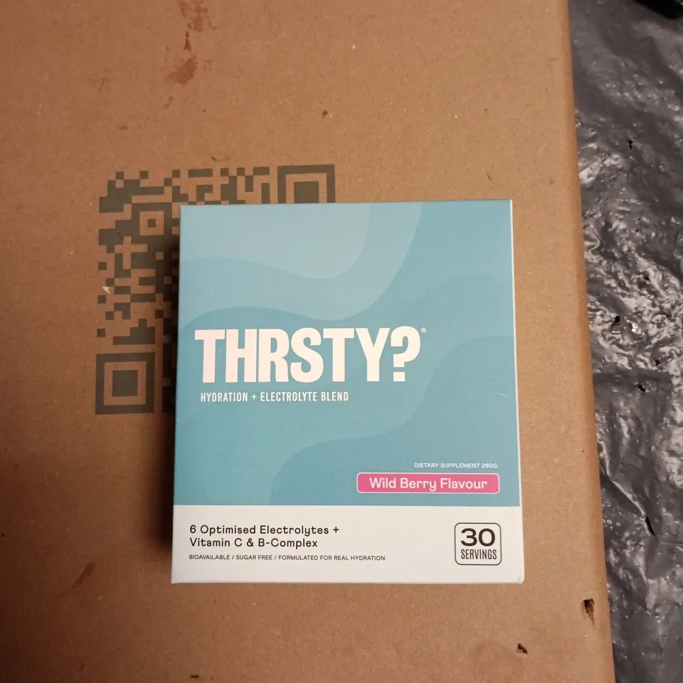 THRSTY? HYDRATION + ELECTROLYTE DRINK MIX – WILD BERRY FLAVOUR (260 G, 30 SERVINGS)