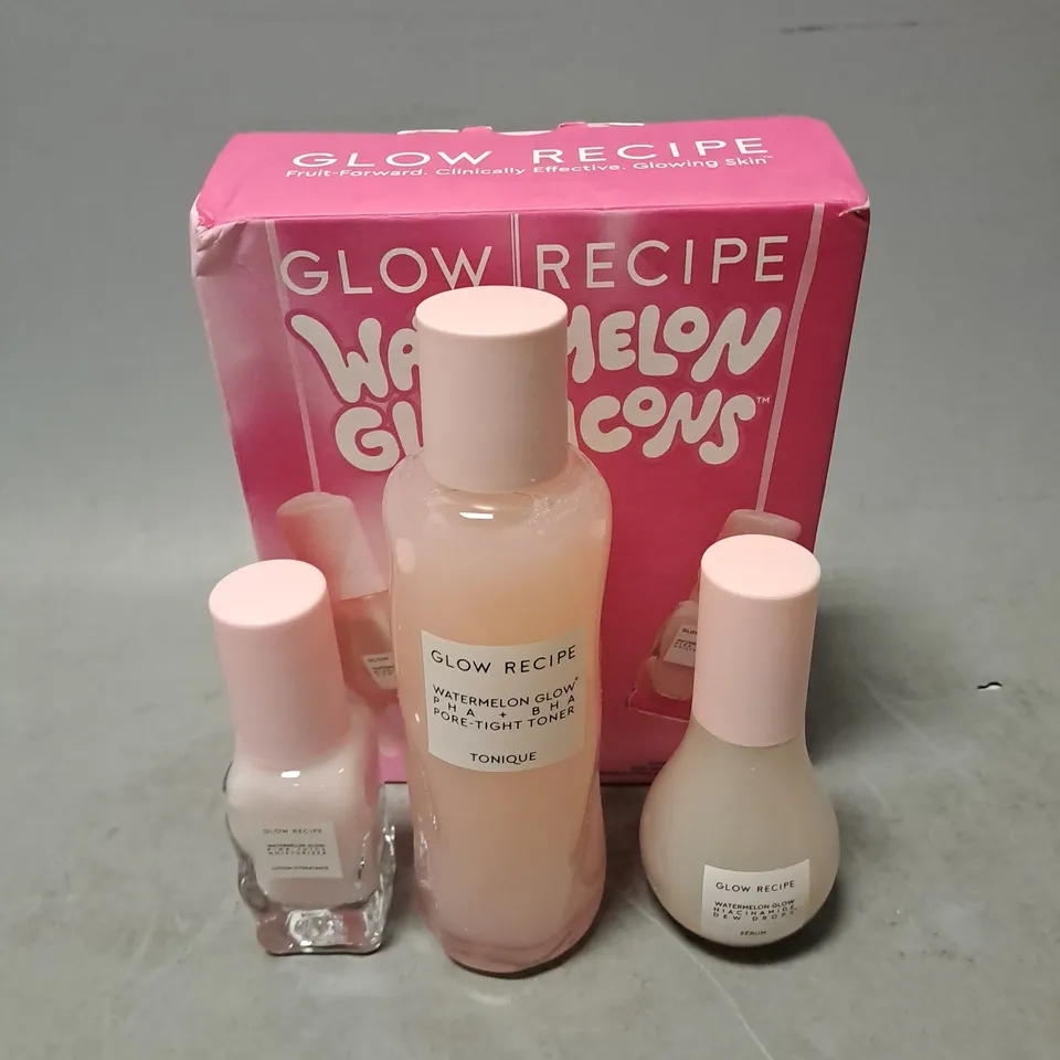 BOXED GLOW RECIPE WATERMELON GLOW ICONS SKINCARE TRIO