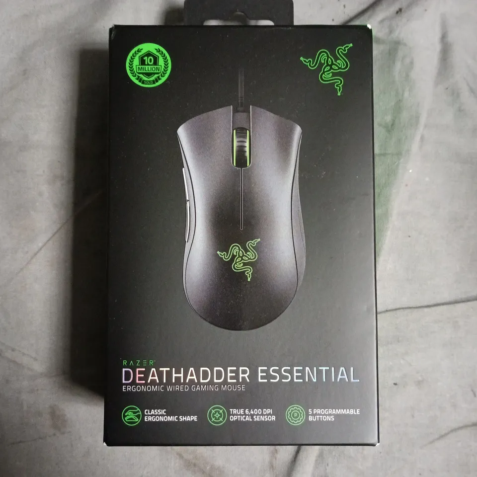 SEALED RAZER DEATHADDER ESSENTIAL WIRED GAMING MOUSE 