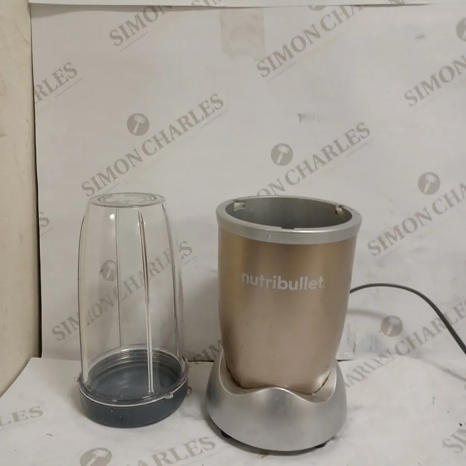 NUTRIBULLET 900W BLENDER CHAMPAGNE MULTI-FUNCTION SMOOTHIE MAKER