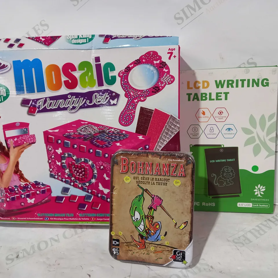BOX OF APPROXIMATELY 20 ASSORTED TOYS AND GAMES TO INCLUDE MOSAIC VANITY SET, LCD WRITING TABLET, BOHNANZA GAME, ETC