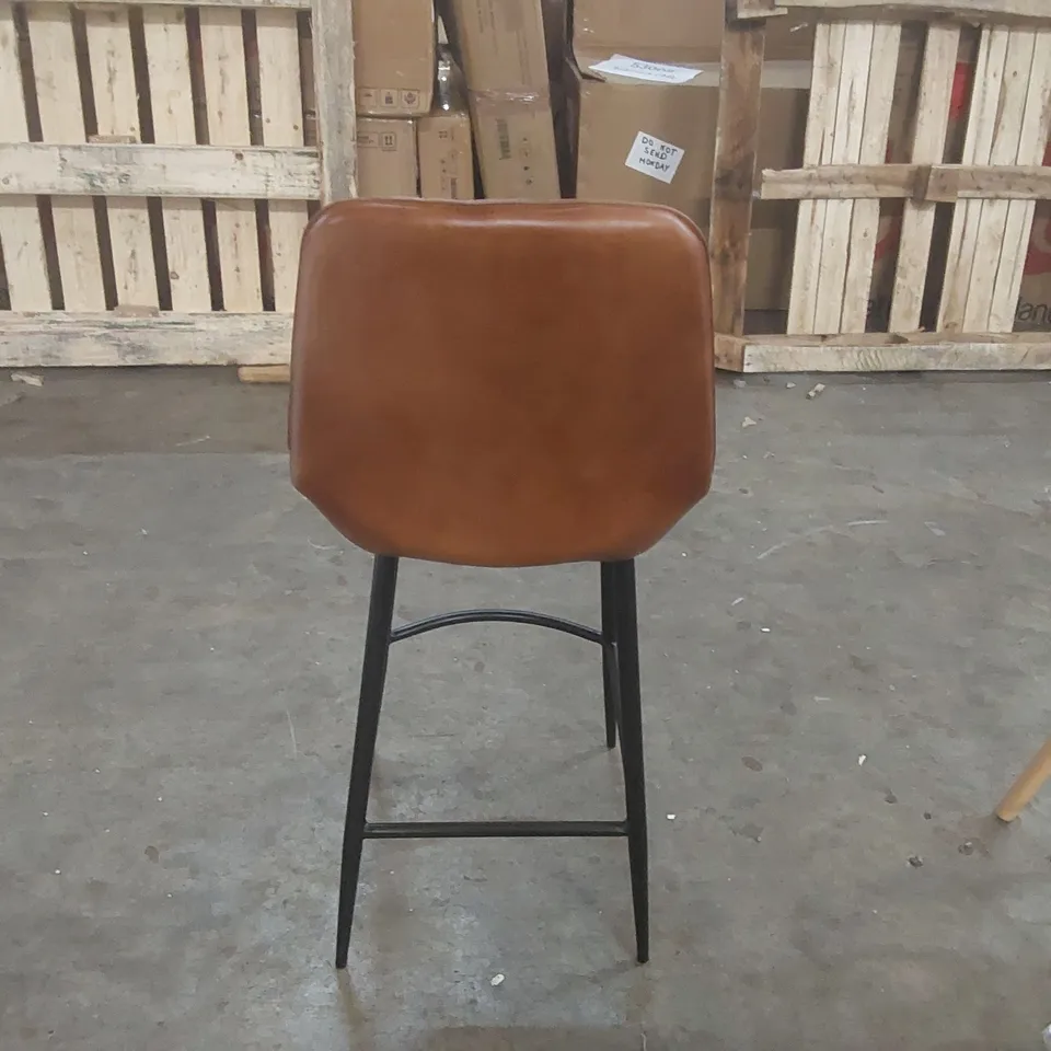 DESIGNER UPHOLSTERED BAR STOOL