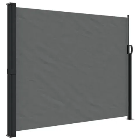 BOXED RETRACTABLE SIDE AWNING