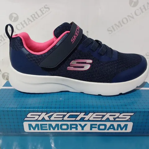 BOXED PAIR OF SKECHERS DYNAMIGHT 2 TRAINERS IN NAVY/PINK - 5