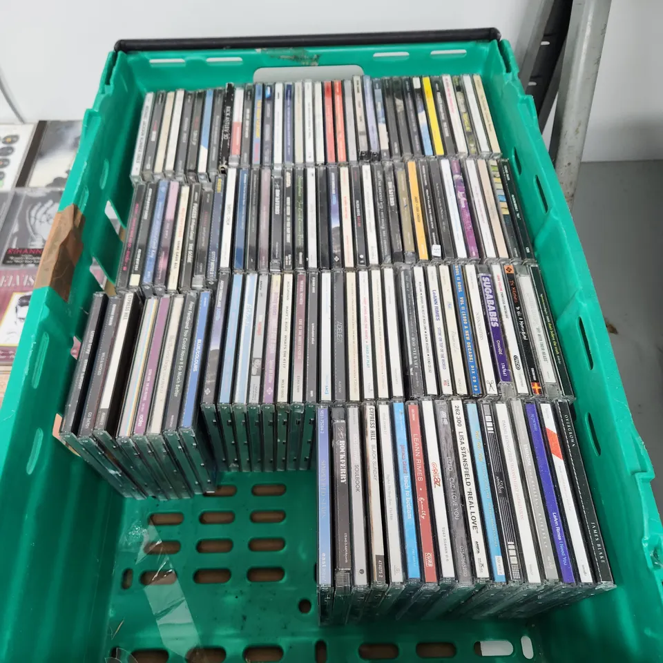 A VERY LARGE QUANTITY OF CDs FROM 80s / 90s /2000s