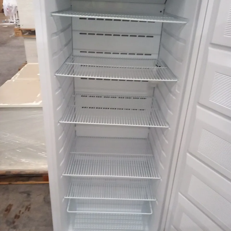 LEC PPSR273UK FREESTANDING PHARMACY CONTROL PLUS FRIDGE - SOLID DOOR 273 LITRES