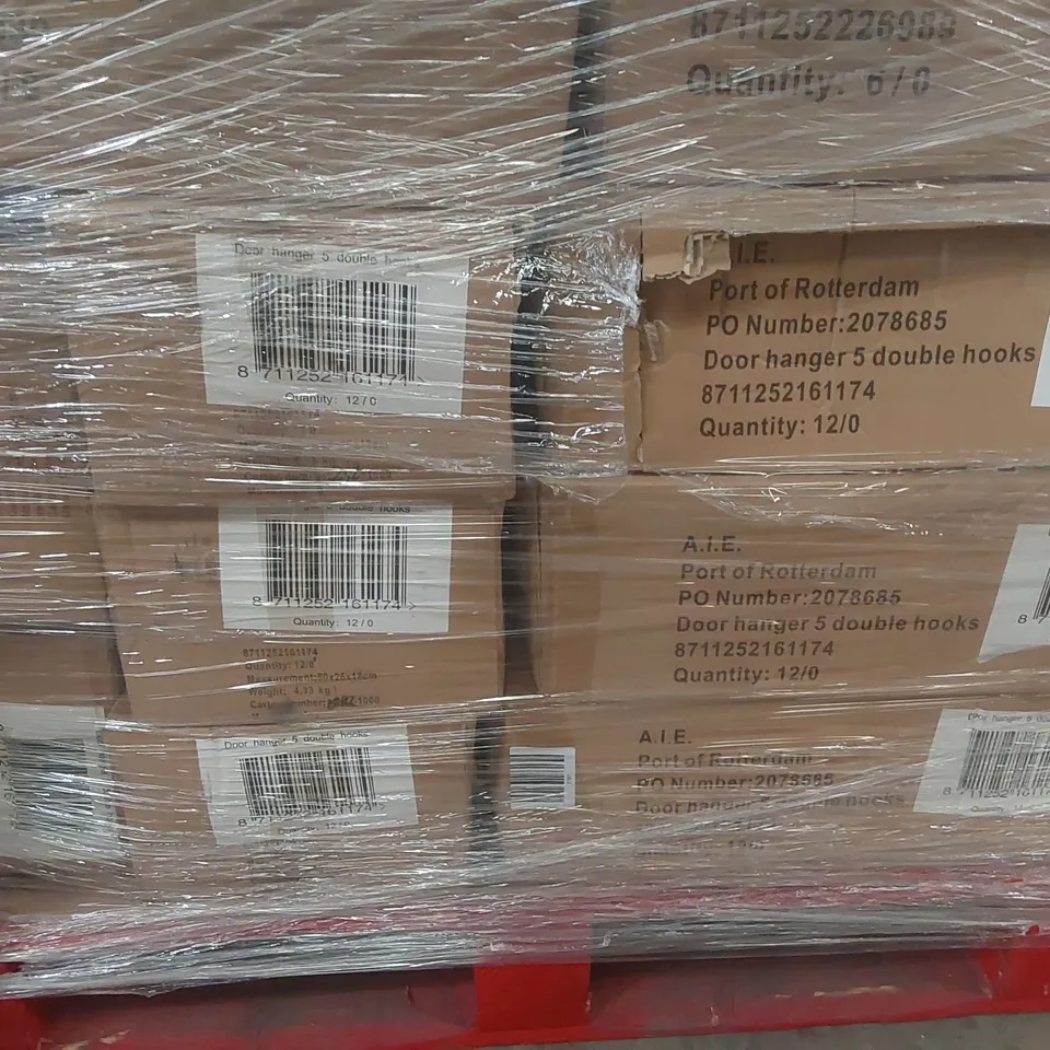 PALLET TO CONTAINING A VERY LARGE QUANTITY OF ASSORTED ITEMS INCLUDING: BEER PONG SETS, DOOR HANGERS ECT