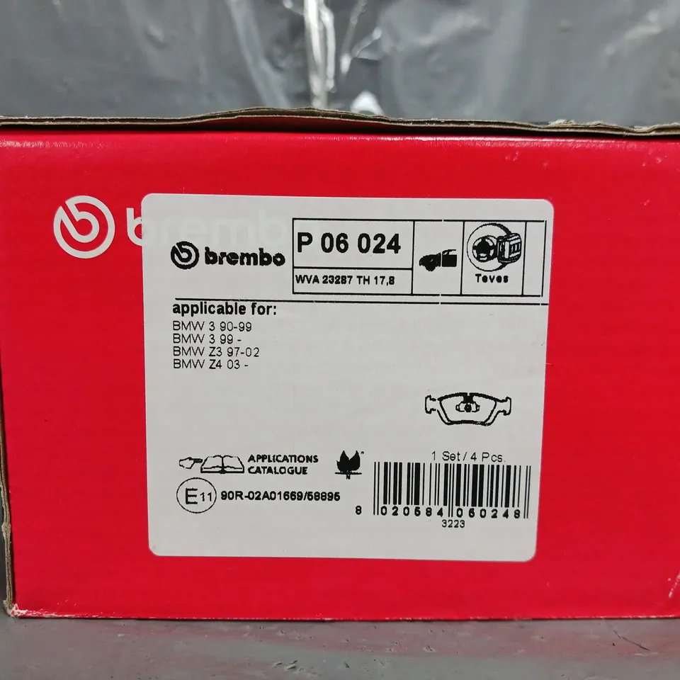 BOXED BMW Z4 BRAKE PADS